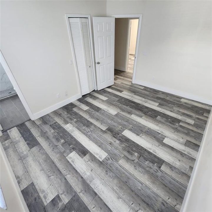 Active With Contract: $280,000 (2 beds, 2 baths, 1094 Square Feet)