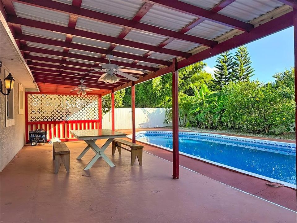 For Sale: $350,000 (3 beds, 2 baths, 1149 Square Feet)