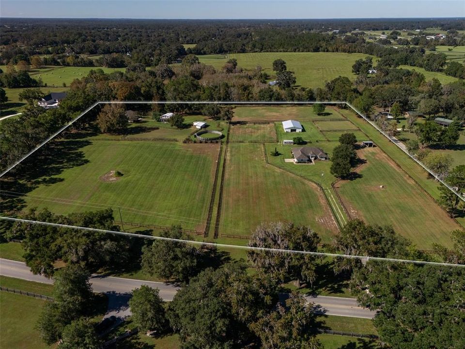 En Venta: $1,625,000 (3 camas, 2 baños, 2413 Pies cuadrados)