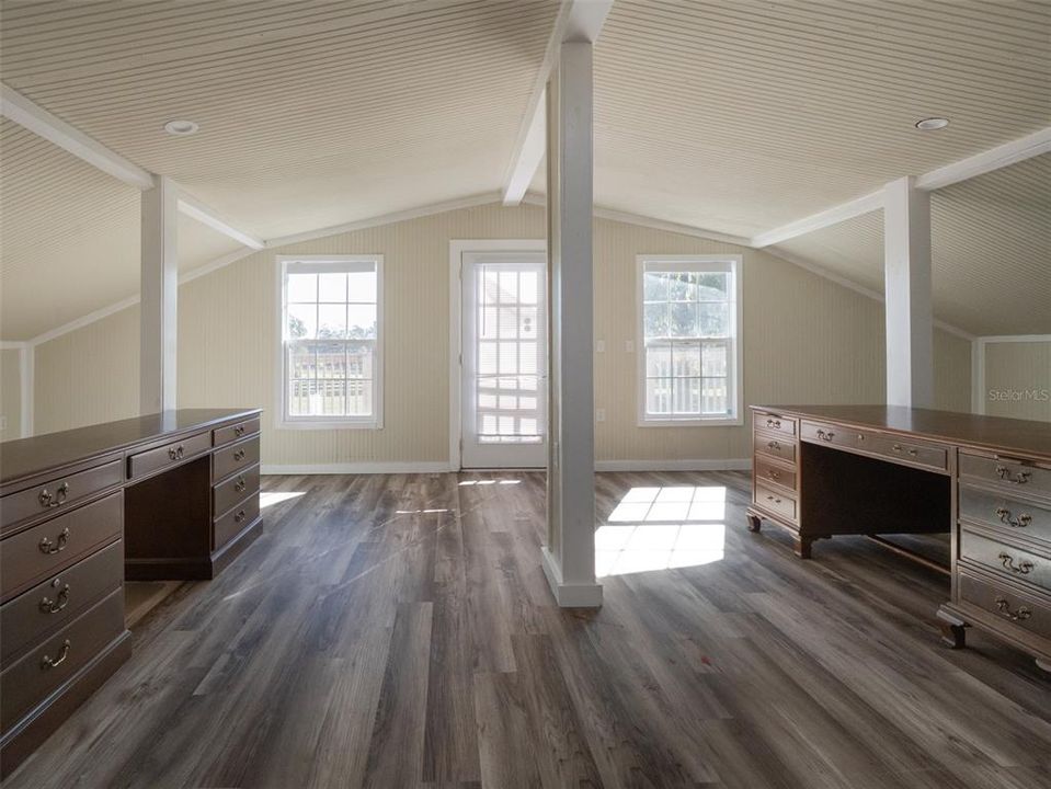 En Venta: $1,625,000 (3 camas, 2 baños, 2413 Pies cuadrados)