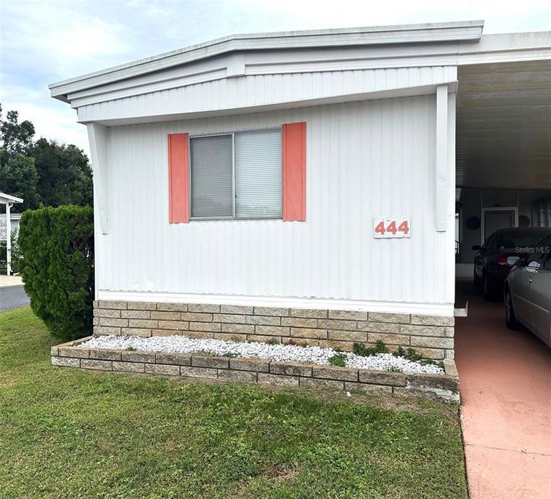 Active With Contract: $74,900 (2 beds, 2 baths, 784 Square Feet)