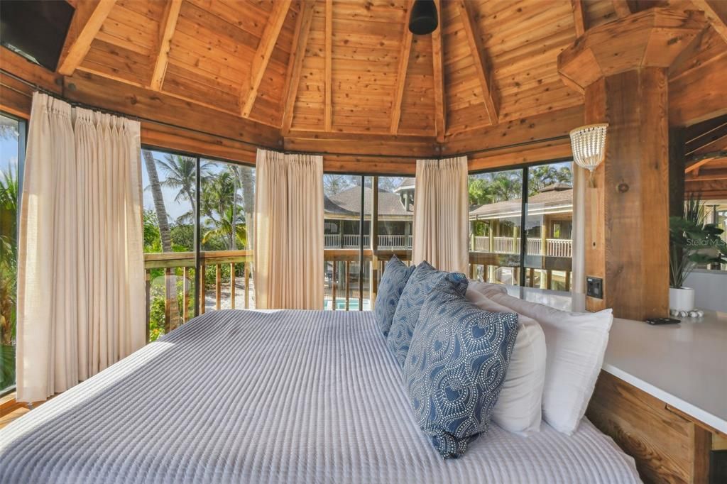 待售: $5,495,000 (5 贝兹, 5 浴室, 3503 平方英尺)