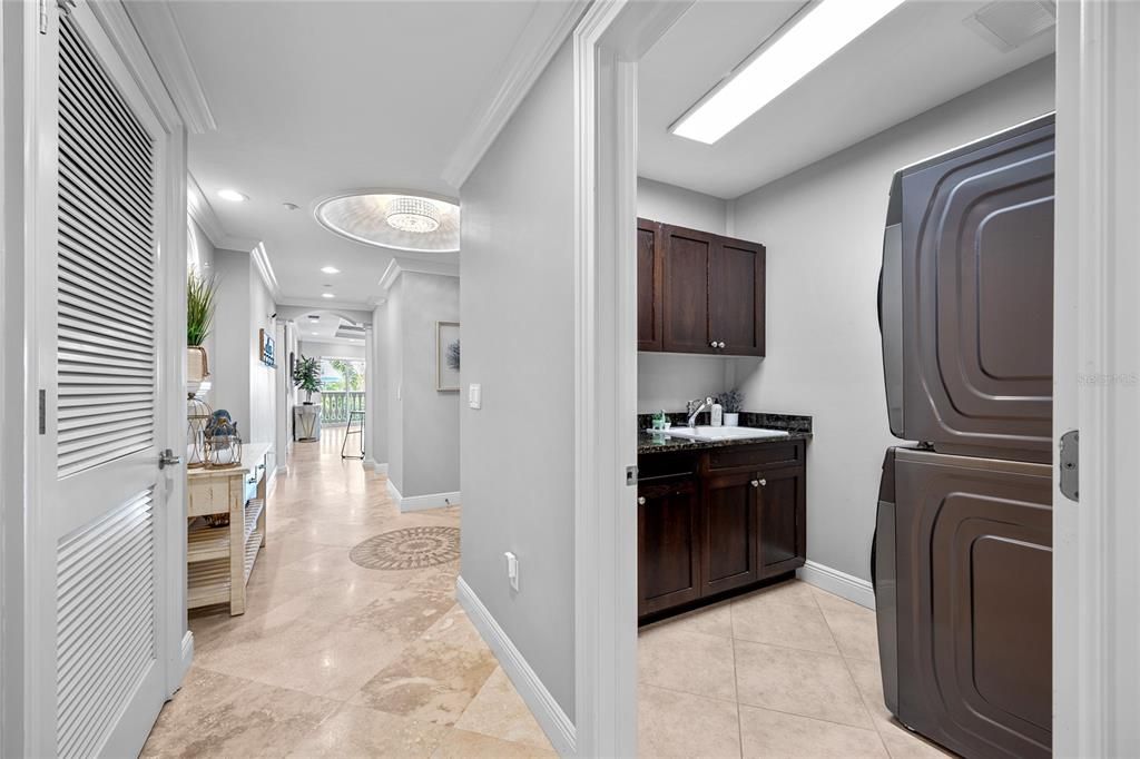 En Venta: $1,595,000 (3 camas, 3 baños, 2145 Pies cuadrados)