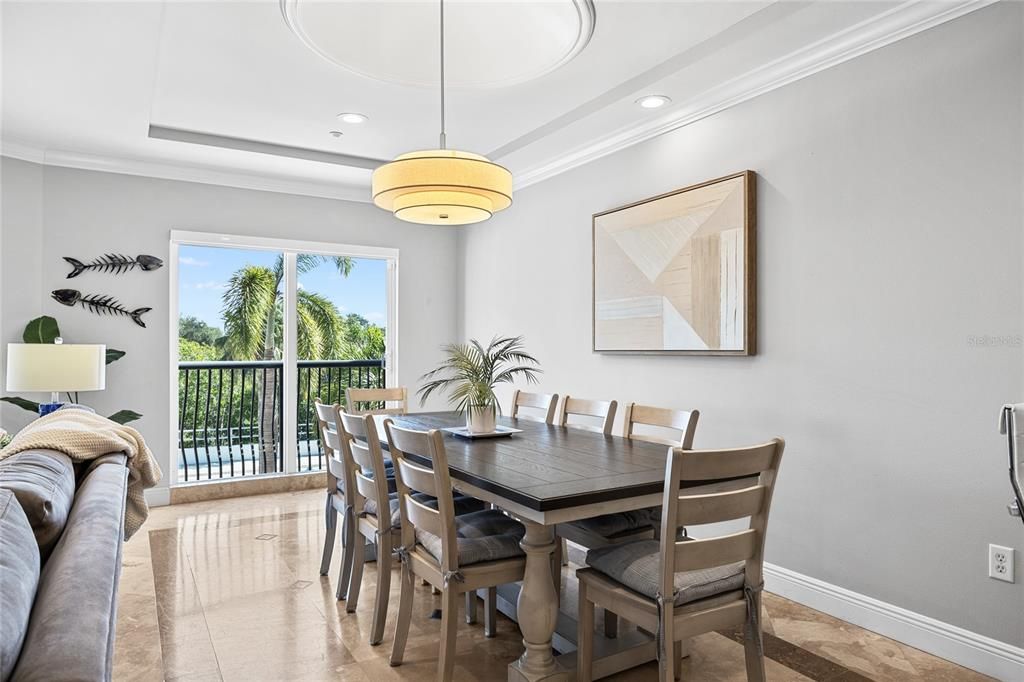 En Venta: $1,595,000 (3 camas, 3 baños, 2145 Pies cuadrados)