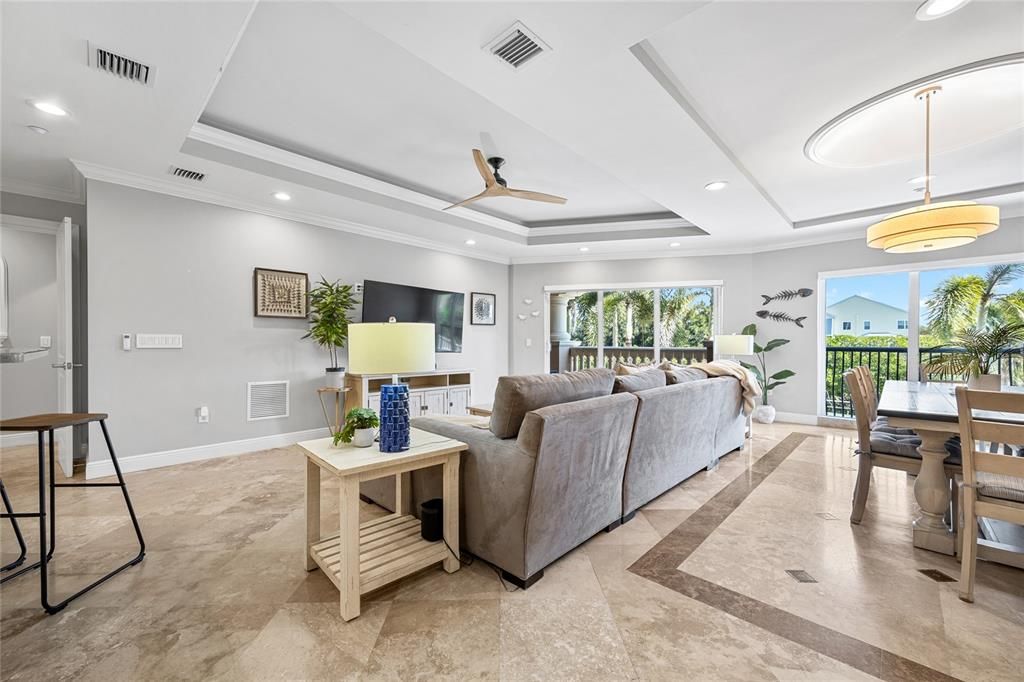 En Venta: $1,595,000 (3 camas, 3 baños, 2145 Pies cuadrados)