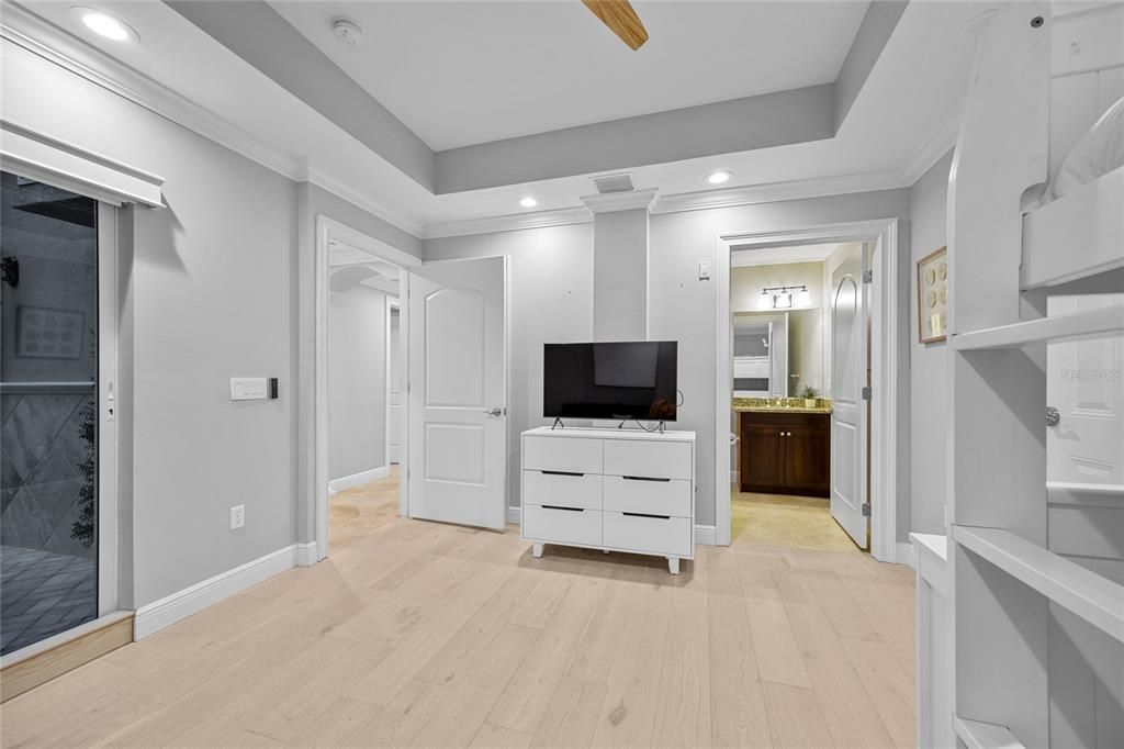 En Venta: $1,595,000 (3 camas, 3 baños, 2145 Pies cuadrados)