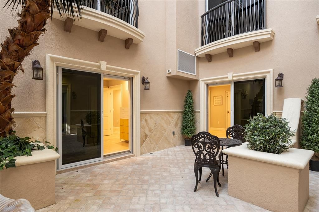 En Venta: $1,595,000 (3 camas, 3 baños, 2145 Pies cuadrados)