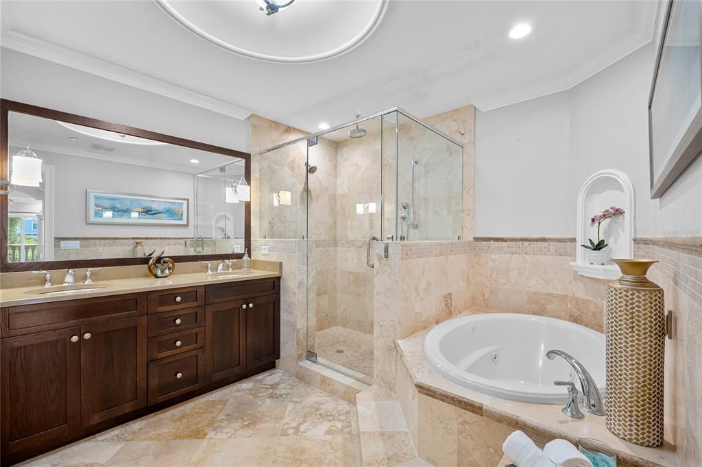 En Venta: $1,595,000 (3 camas, 3 baños, 2145 Pies cuadrados)