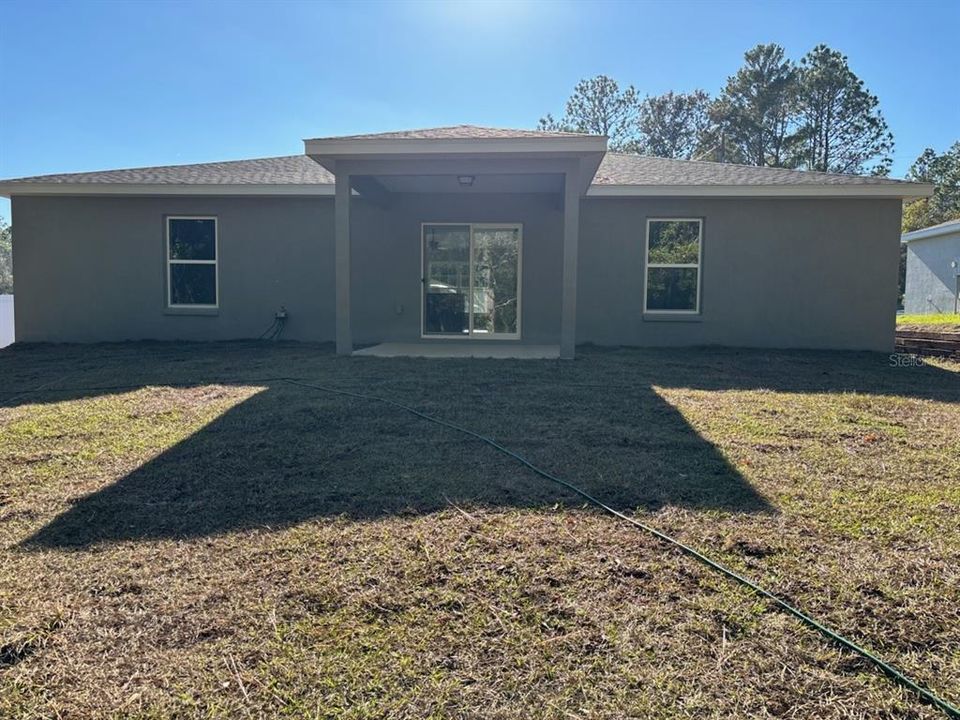 Active With Contract: $239,900 (3 beds, 2 baths, 1405 Square Feet)