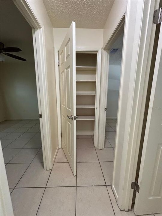 En Renta: $1,295 (2 camas, 1 baños, 900 Pies cuadrados)