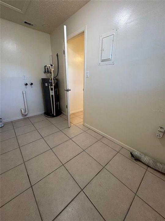 En Renta: $1,295 (2 camas, 1 baños, 900 Pies cuadrados)