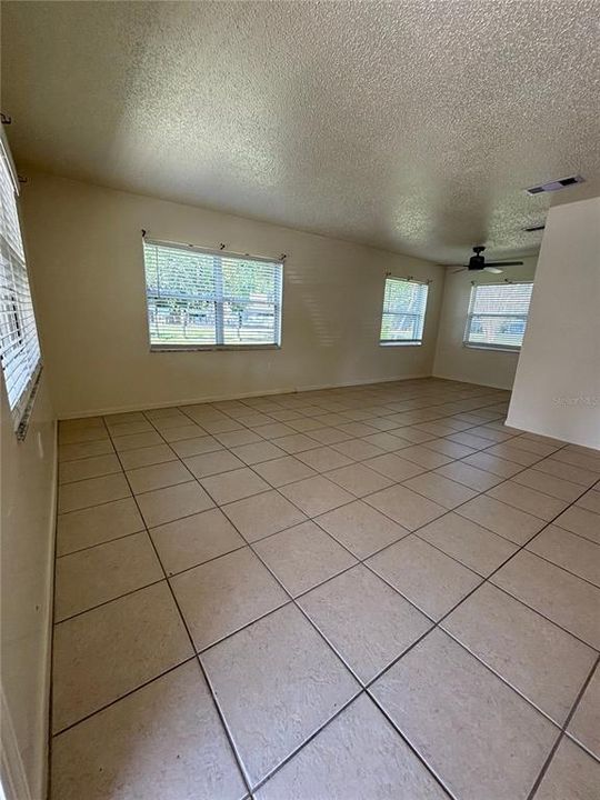 En Renta: $1,295 (2 camas, 1 baños, 900 Pies cuadrados)