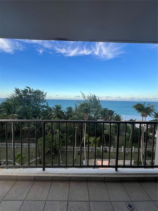 В аренду: $3,300 (3 спален, 2 ванн, 1400 Квадратных фут)