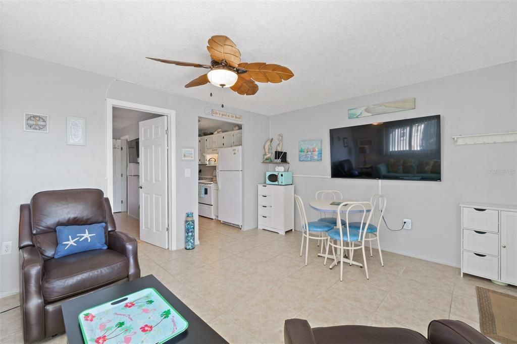 待售: $198,000 (1 贝兹, 1 浴室, 480 平方英尺)