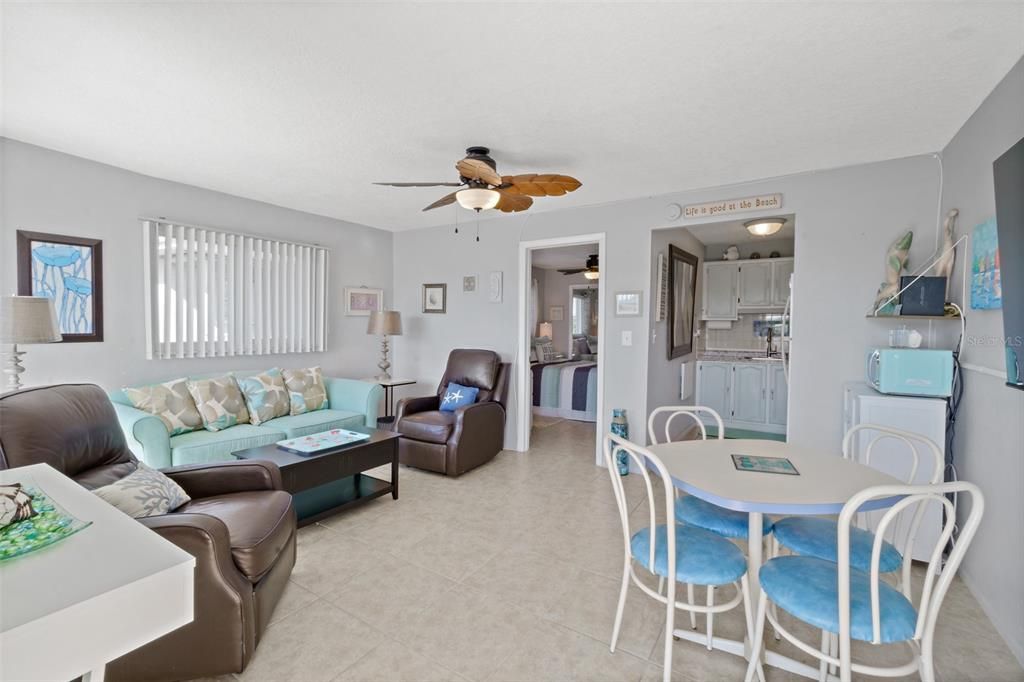 待售: $198,000 (1 贝兹, 1 浴室, 480 平方英尺)