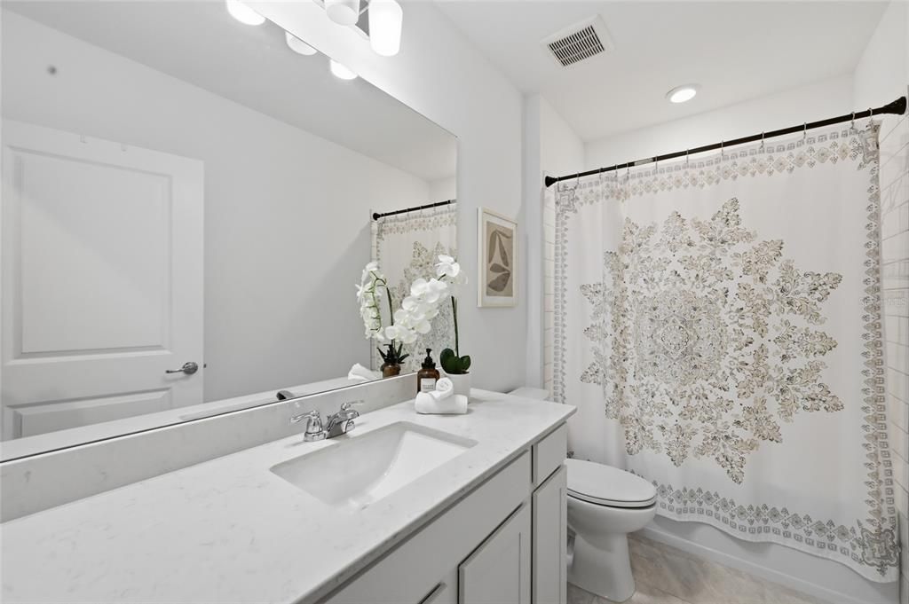 待售: $460,000 (3 贝兹, 2 浴室, 1256 平方英尺)