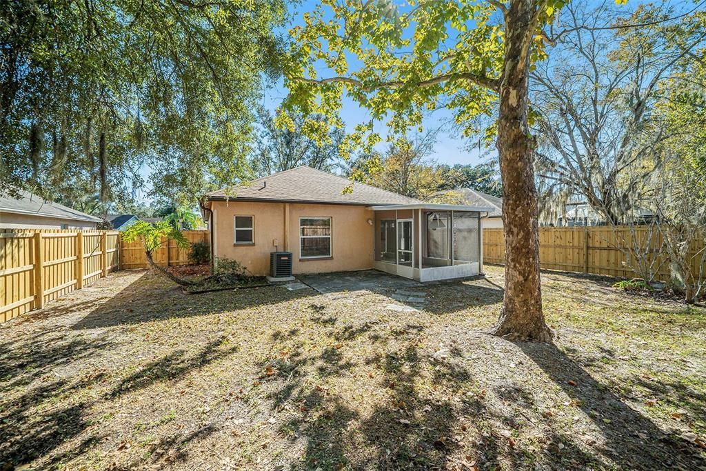 En Venta: $323,000 (3 camas, 2 baños, 1254 Pies cuadrados)