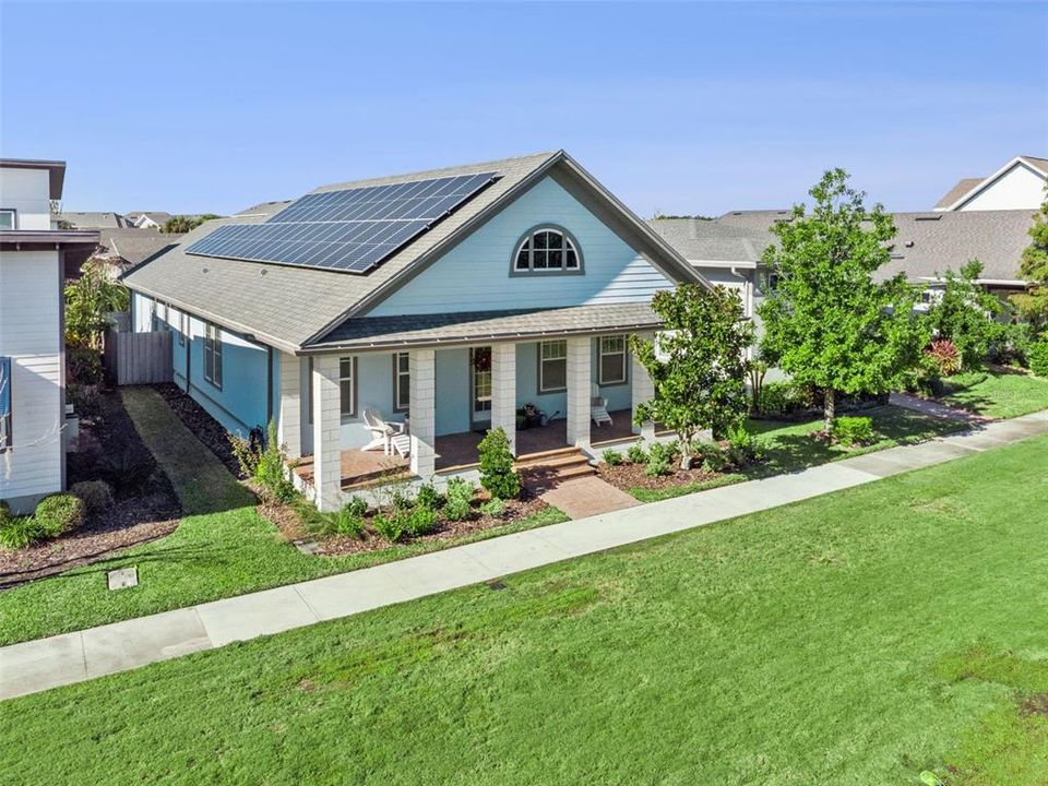 合同活跃: $650,000 (3 贝兹, 2 浴室, 1966 平方英尺)