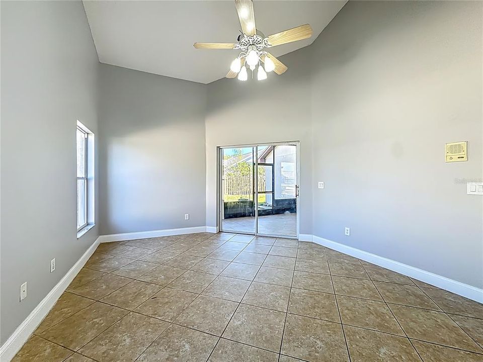 待售: $361,000 (3 贝兹, 2 浴室, 1644 平方英尺)