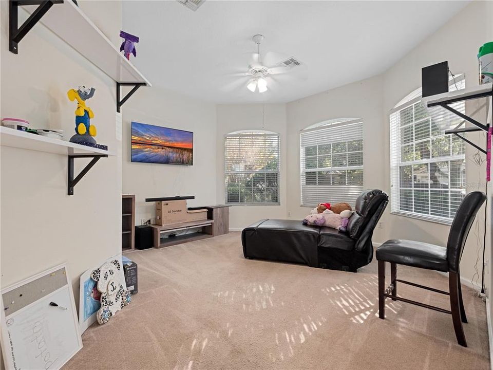 Active With Contract: $723,500 (5 beds, 3 baths, 2970 Square Feet)