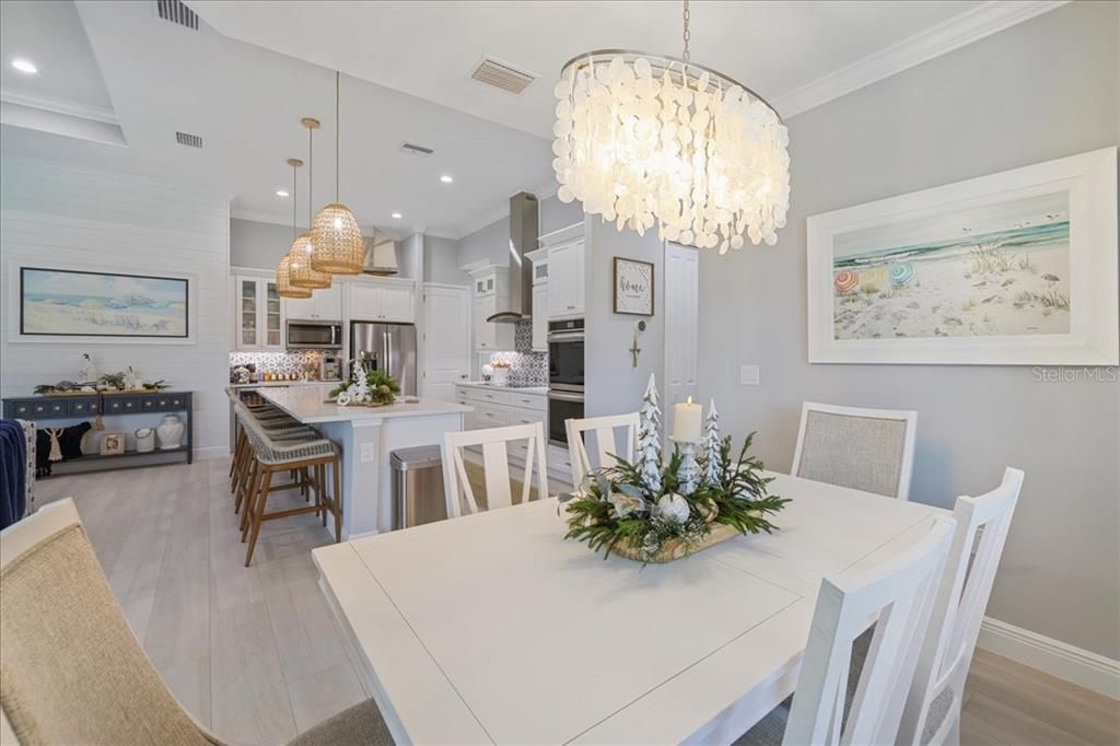 待售: $729,900 (3 贝兹, 3 浴室, 2244 平方英尺)