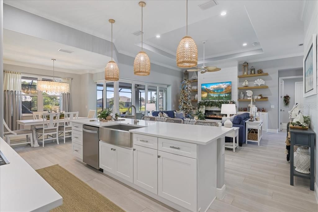 待售: $729,900 (3 贝兹, 3 浴室, 2244 平方英尺)