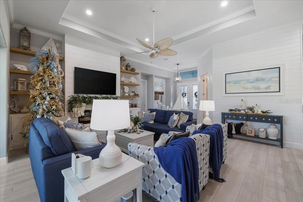 待售: $729,900 (3 贝兹, 3 浴室, 2244 平方英尺)