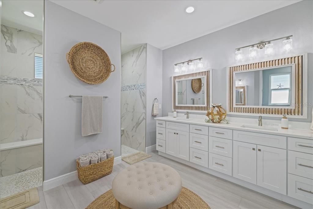 待售: $729,900 (3 贝兹, 3 浴室, 2244 平方英尺)