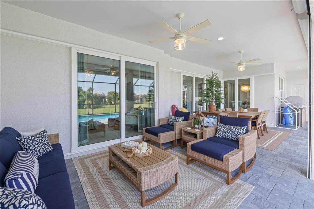 待售: $729,900 (3 贝兹, 3 浴室, 2244 平方英尺)