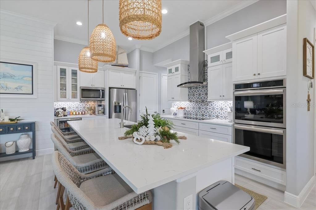 待售: $729,900 (3 贝兹, 3 浴室, 2244 平方英尺)