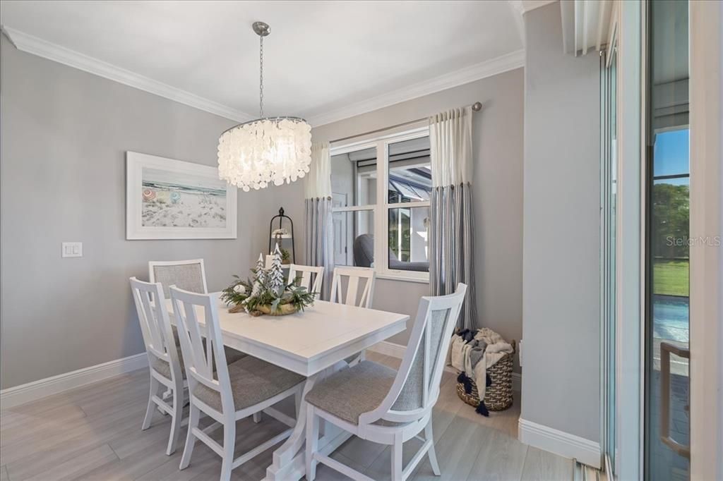 待售: $729,900 (3 贝兹, 3 浴室, 2244 平方英尺)