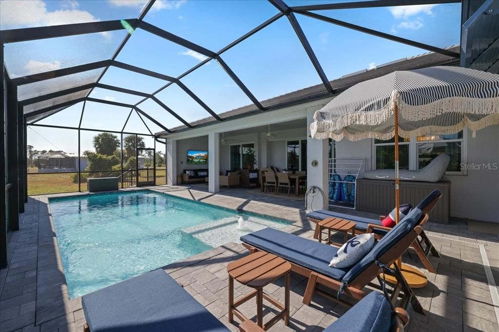 待售: $729,900 (3 贝兹, 3 浴室, 2244 平方英尺)