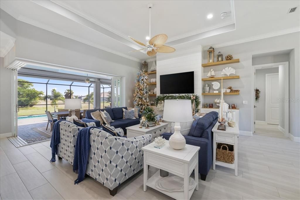 待售: $729,900 (3 贝兹, 3 浴室, 2244 平方英尺)