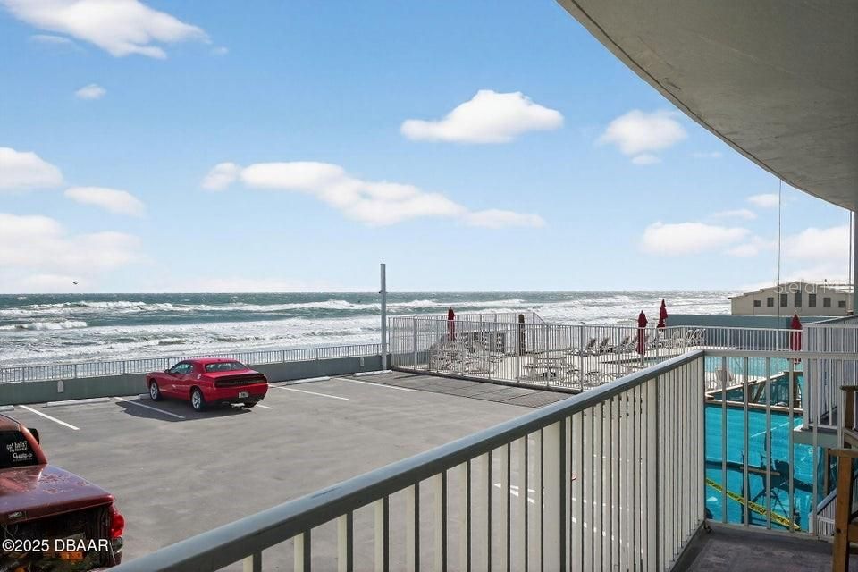 For Sale: $120,000 (0 beds, 1 baths, 530 Square Feet)