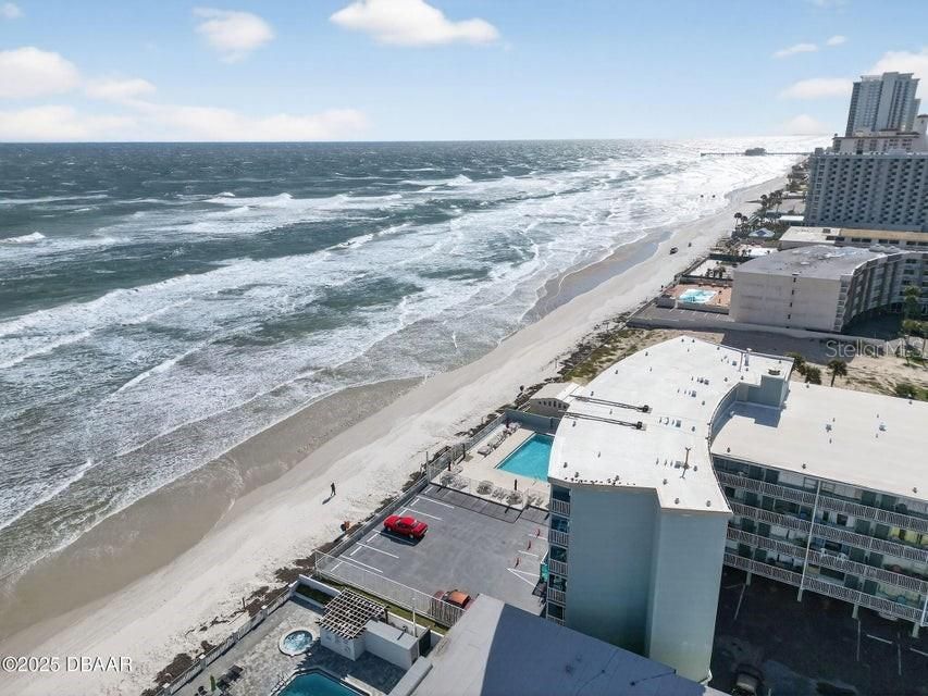 For Sale: $120,000 (0 beds, 1 baths, 530 Square Feet)