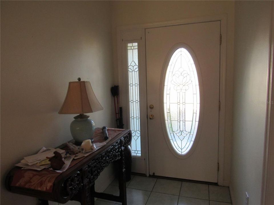 For Sale: $225,000 (2 beds, 2 baths, 1395 Square Feet)