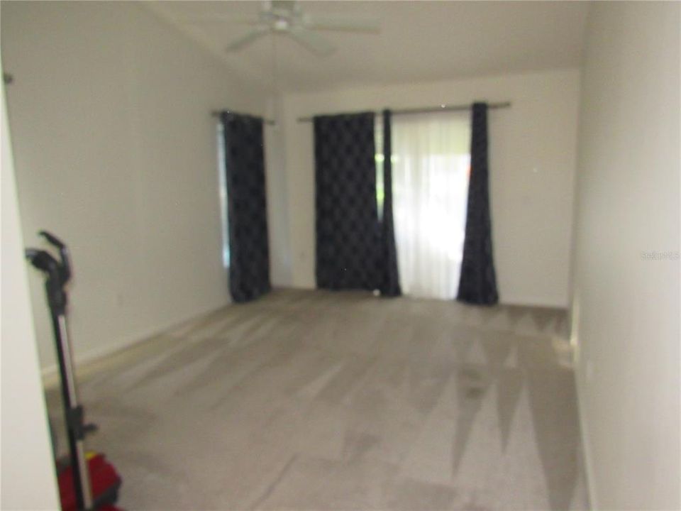 For Sale: $225,000 (2 beds, 2 baths, 1395 Square Feet)