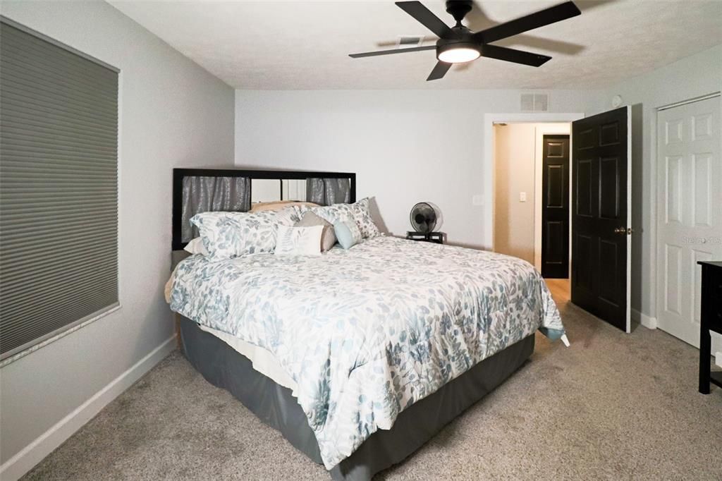 待售: $485,000 (3 贝兹, 2 浴室, 2498 平方英尺)