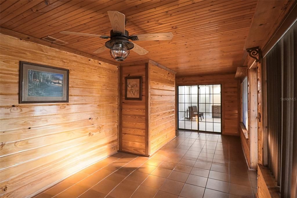 待售: $485,000 (3 贝兹, 2 浴室, 2498 平方英尺)