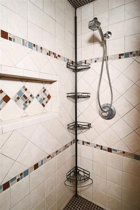 待售: $485,000 (3 贝兹, 2 浴室, 2498 平方英尺)