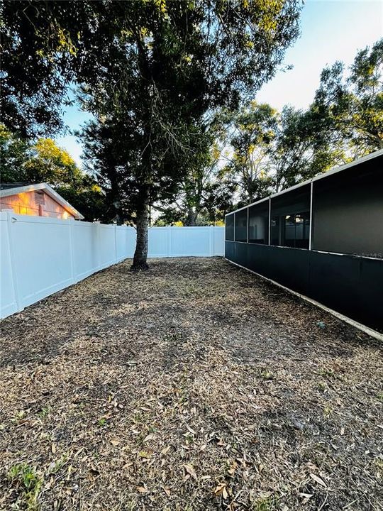 Под контрактом: $385,600 (3 спален, 2 ванн, 1404 Квадратных фут)