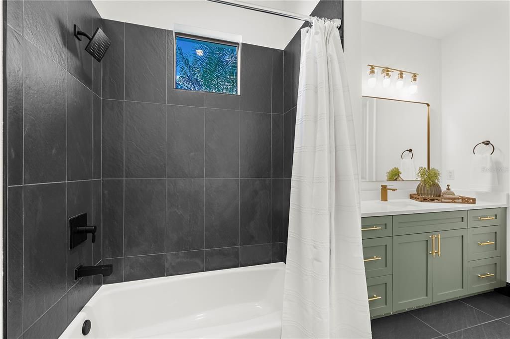 待售: $2,660,000 (4 贝兹, 5 浴室, 5196 平方英尺)