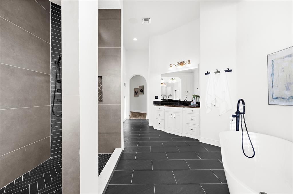 待售: $2,660,000 (4 贝兹, 5 浴室, 5196 平方英尺)