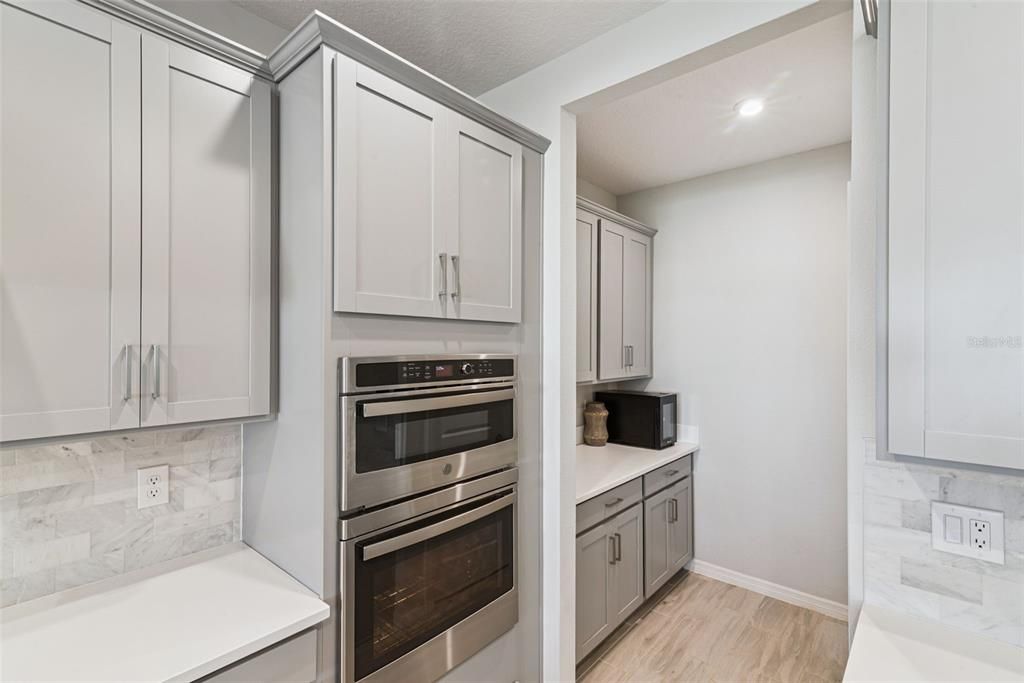 For Sale: $565,000 (4 beds, 3 baths, 2399 Square Feet)