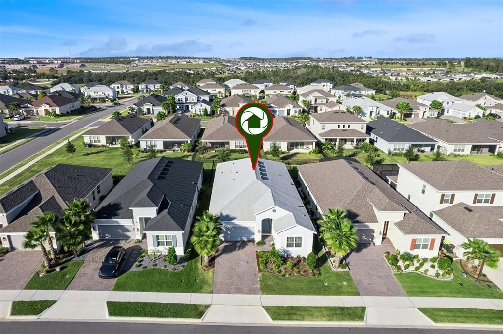 For Sale: $565,000 (4 beds, 3 baths, 2399 Square Feet)