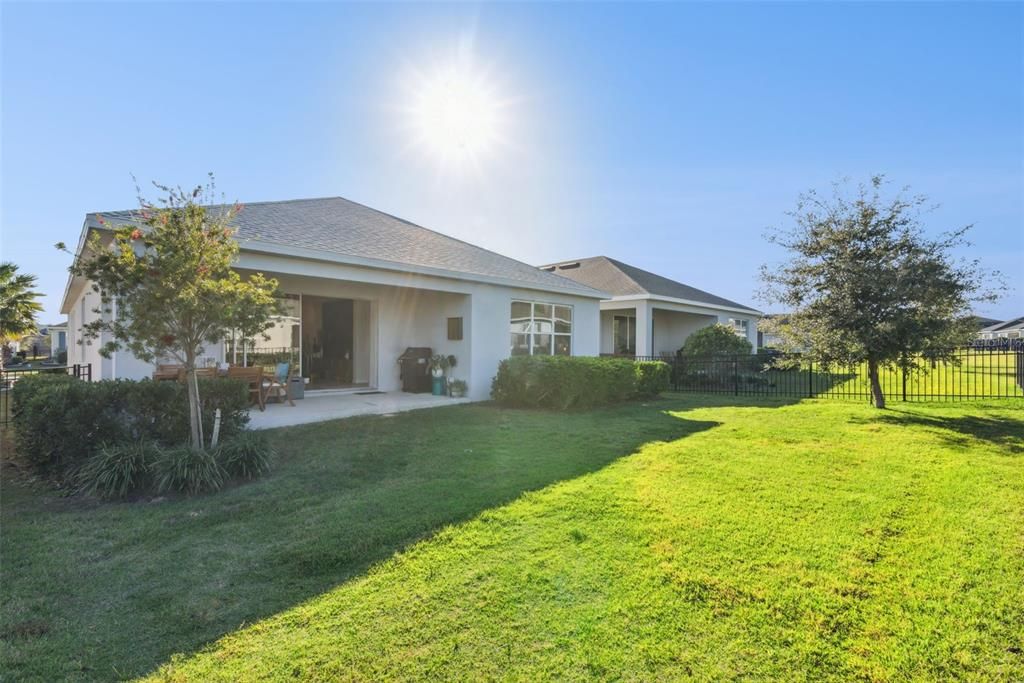 For Sale: $565,000 (4 beds, 3 baths, 2399 Square Feet)