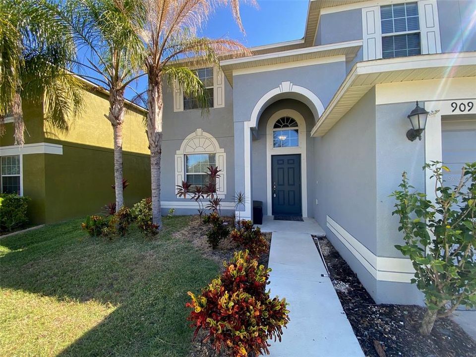 В аренду: $2,800 (6 спален, 3 ванн, 3023 Квадратных фут)