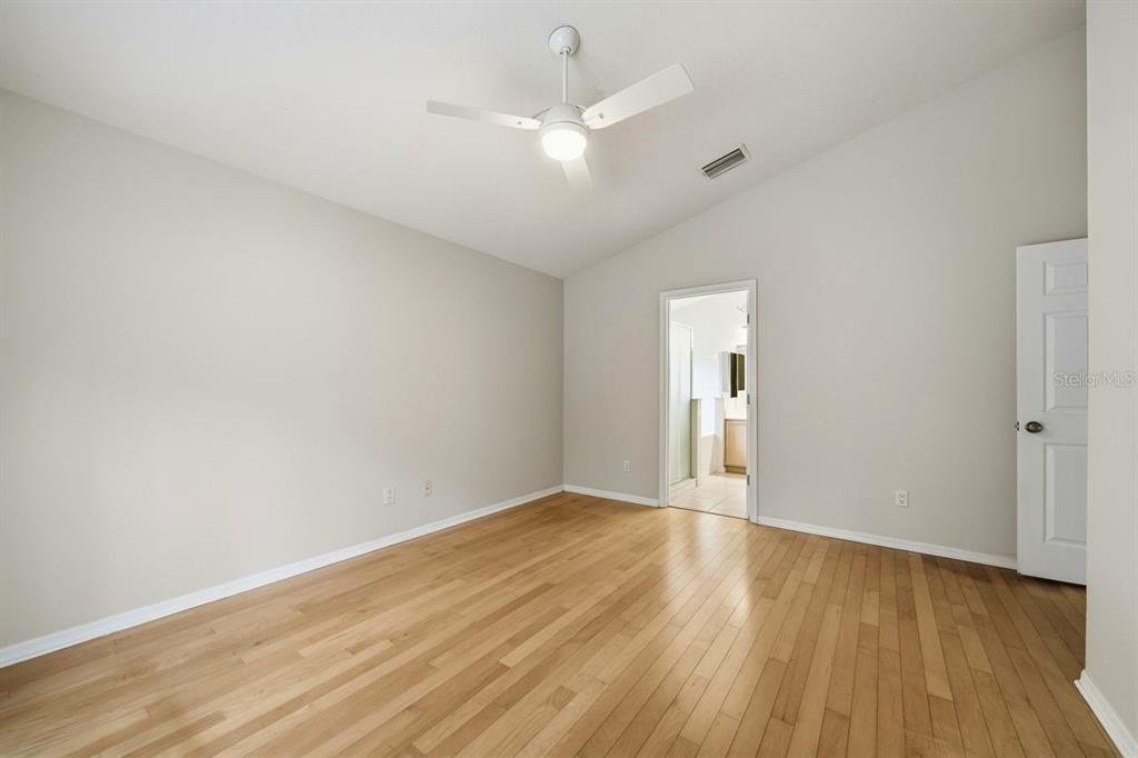 На продажу: $420,000 (3 спален, 2 ванн, 1769 Квадратных фут)