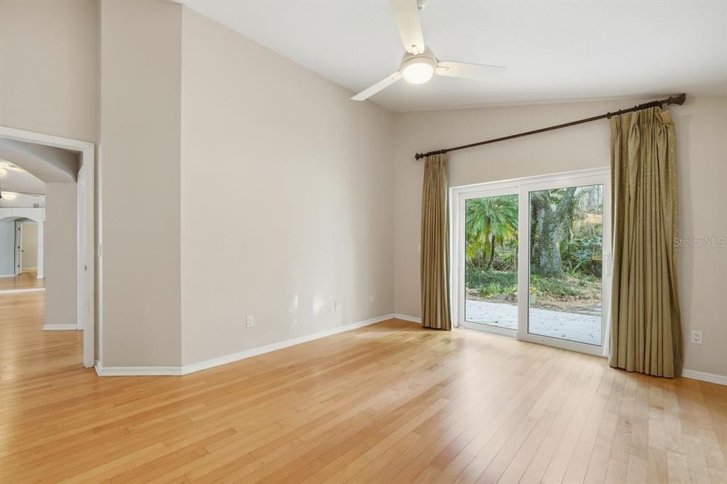 На продажу: $420,000 (3 спален, 2 ванн, 1769 Квадратных фут)