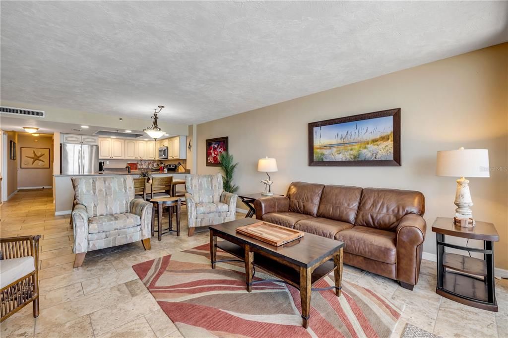 En Venta: $719,000 (3 camas, 2 baños, 1449 Pies cuadrados)